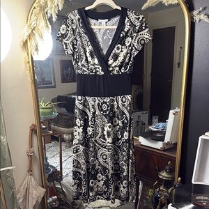 Dressbarn Black and Cream Paisley Dress
